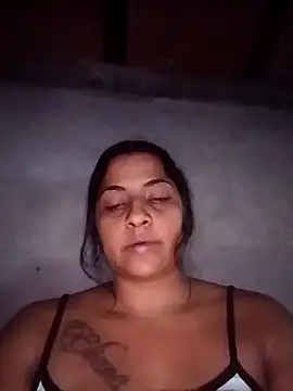 Giselabrunette25 live sex cam