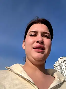 KikiWatson live sex cam