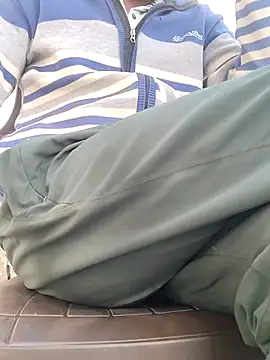 INTERNATIONAL0001's cam snapshot