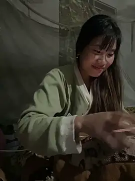 sukanaka99 live sex cam