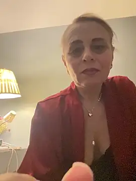 ToriLove777 live sex cam