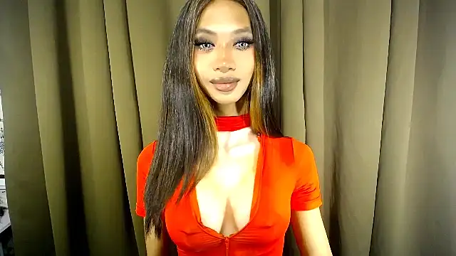 PrettyLatiina live sex cam