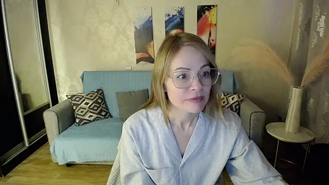 shy_hot_cat live sex cam