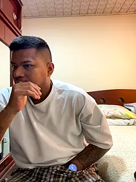 Saipadpuer30's cam snapshot