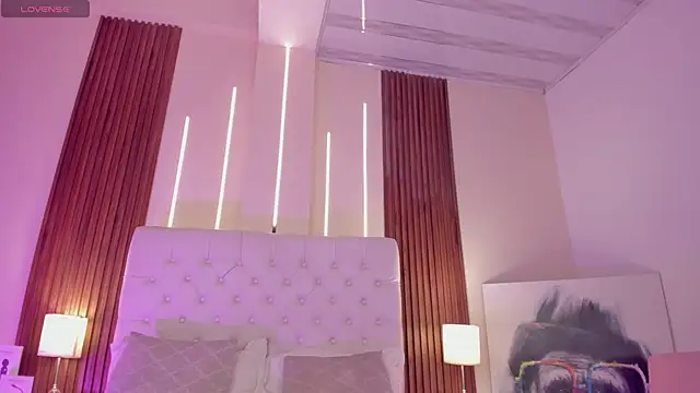 vega_roux live sex cam