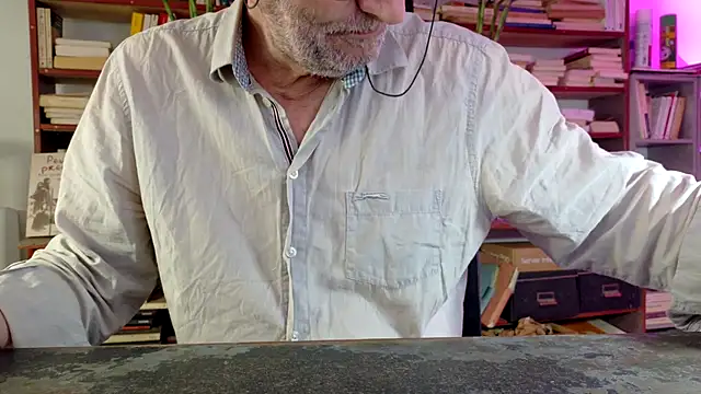 yvanbonar's cam snapshot