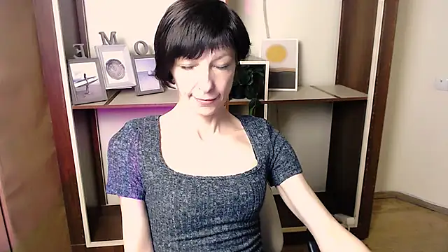 _AngeliaFlow_ live sex cam