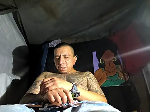 Boogiehtx713's cam snapshot