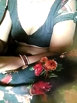 Hot_cauple_indian live sex cam