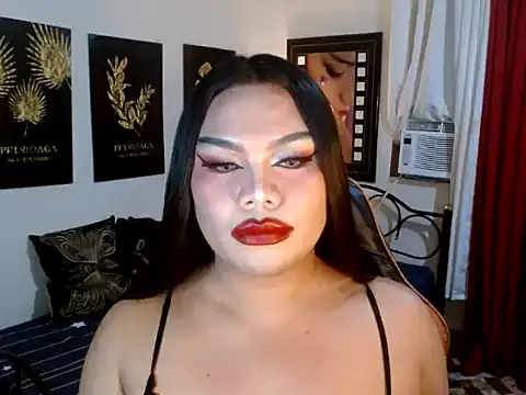 TSbrianaHugeCock's cam snapshot