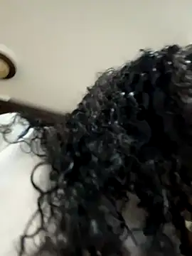 EmilyKisx live sex cam