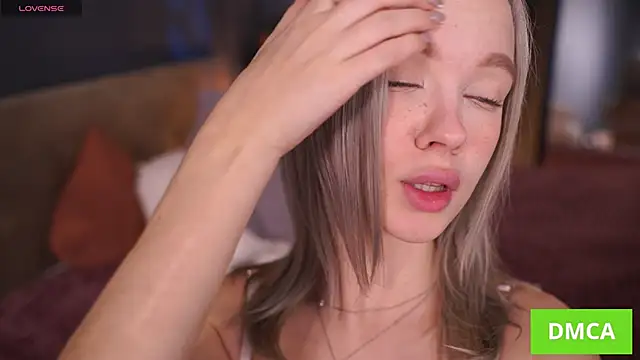 TastyTiffy live sex cam