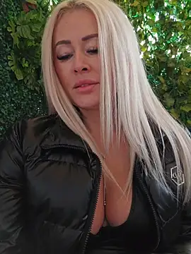 MILFBARBY live sex cam