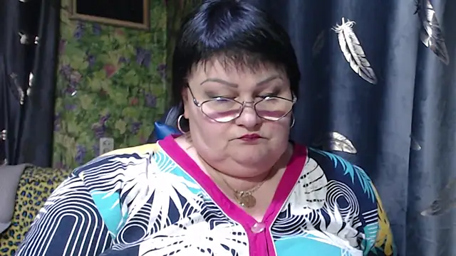 Goddess57 live sex cam