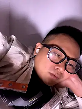 lixiaoshuai8 live sex cam