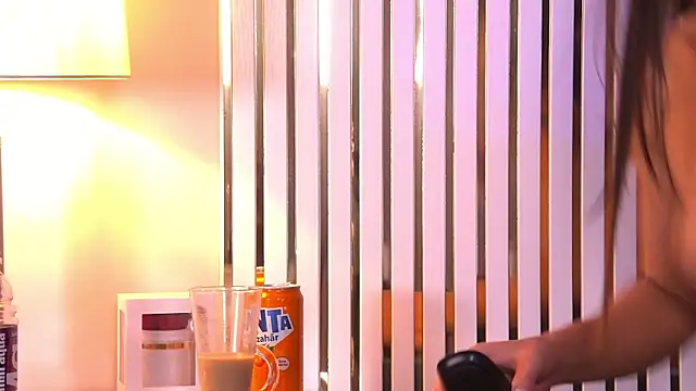 YasminaMoon live sex cam