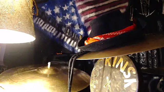 DREAMZ420 live sex cam