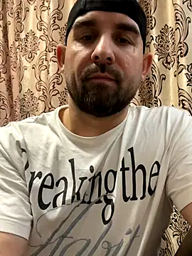 Lover_boy_89 live sex cam