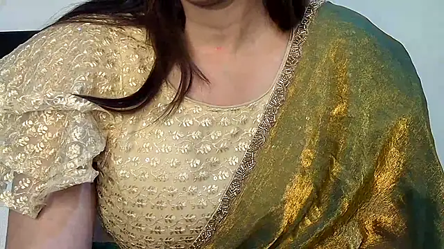 Naina_For_You live sex cam