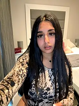 LilMisIndianx live sex cam