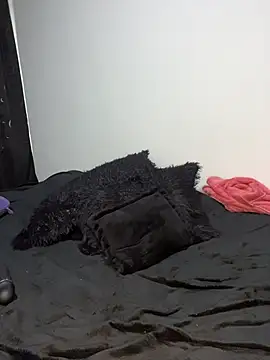 SaraMistick live sex cam