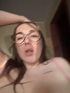 MommmyYummy live sex cam