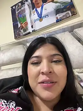 Vliacoooper2 live sex cam