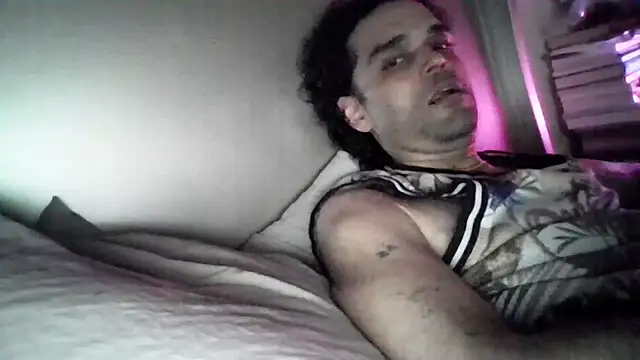 MarineSpun69's cam snapshot