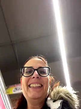 NataKitten live sex cam