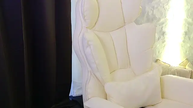 moniqque live sex cam