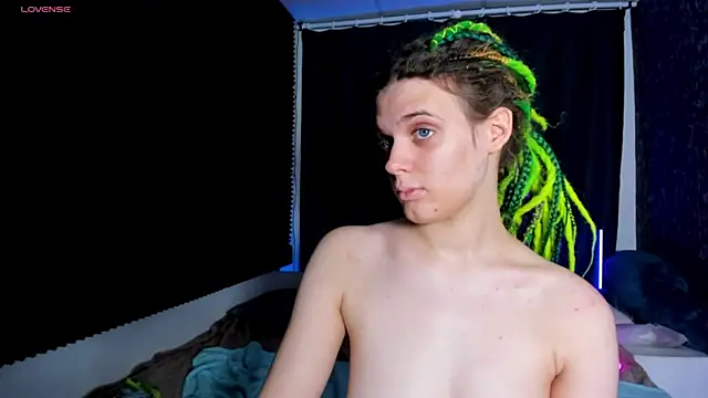 KIKI_Krash live sex cam