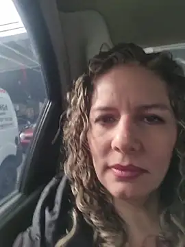 Nina_vallon live sex cam