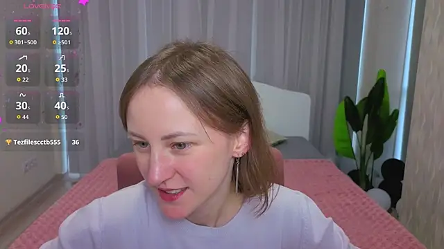 LuluChiiii live sex cam