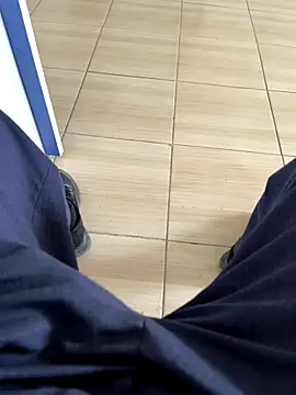 kenanbal0677's cam snapshot