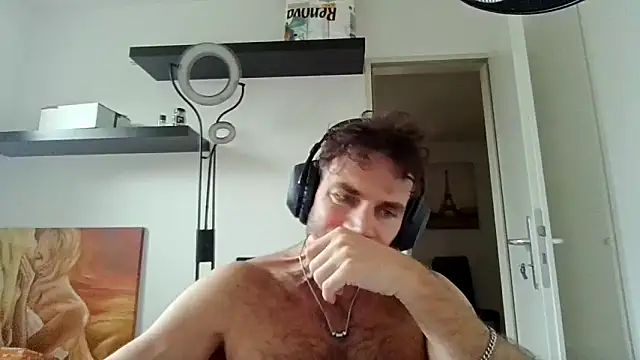 alpha-hunk's cam snapshot