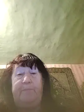 CrystalLime6411 live sex cam