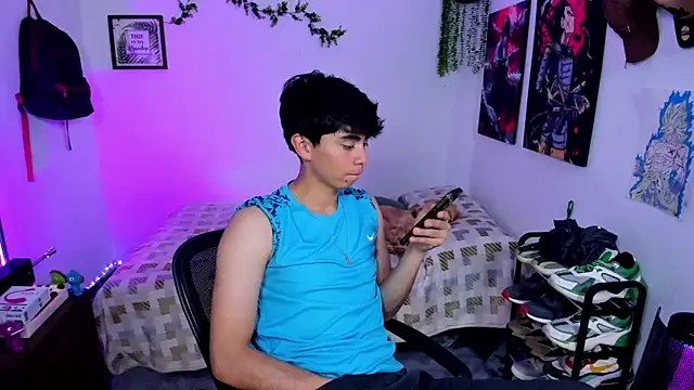 Yaiden_11's cam snapshot