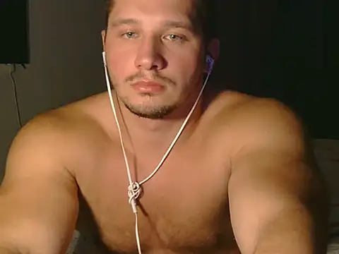 LionEdwin's cam snapshot