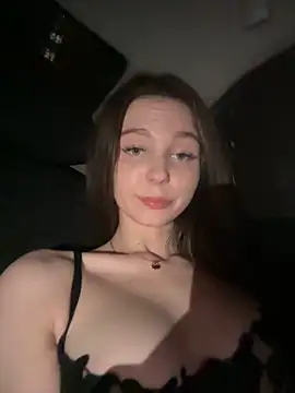 MilaBee live sex cam