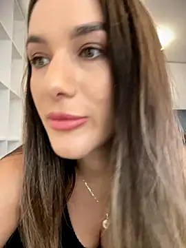 HotXMom live sex cam