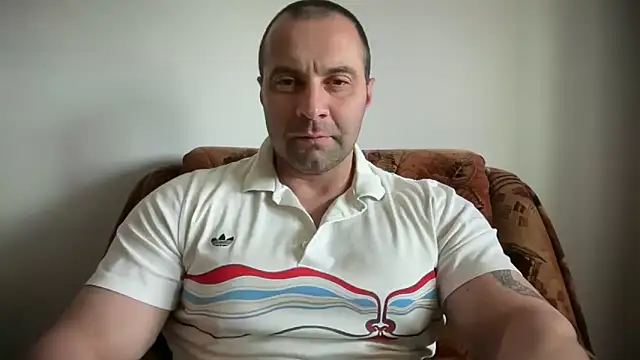 JonathanTiago's cam snapshot