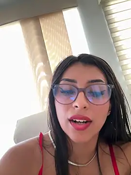 sweetAli_ live sex cam