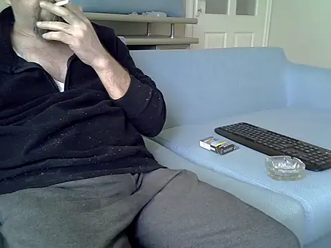 blue-red's cam snapshot