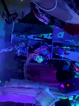 gurlnips live sex cam