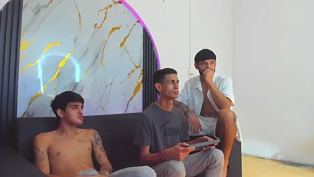 Golldens_Dreamss's cam snapshot