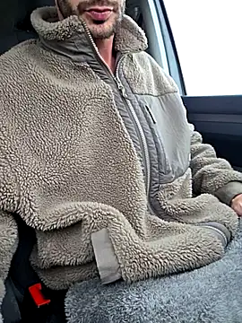 Zeefy's cam snapshot