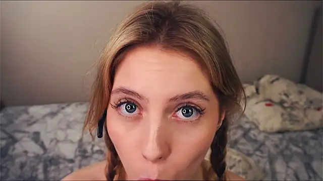 VeronaBench live sex cam