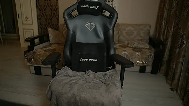 mike0xx live sex cam