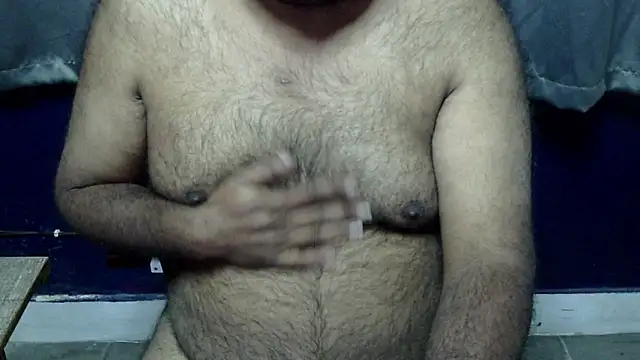 hairysubcub_70's cam snapshot