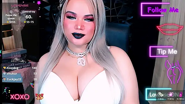 xHugeHarleySelfsuckerx live sex cam